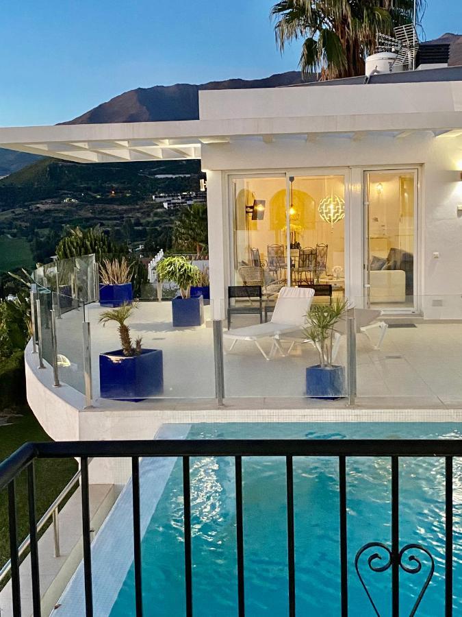 Villa Hesla Estepona Buitenkant foto
